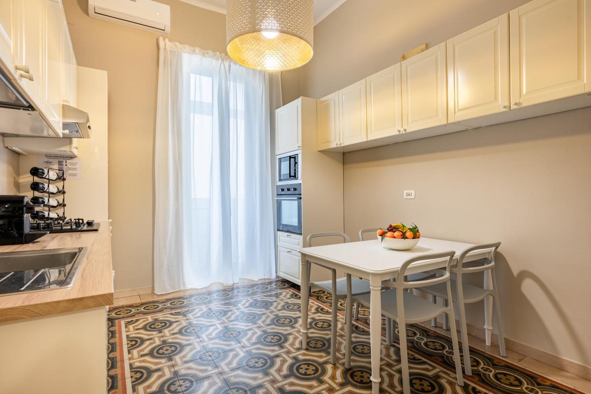 100Mq Maison Paradise - Central & Elegant Apt Bari Exterior foto